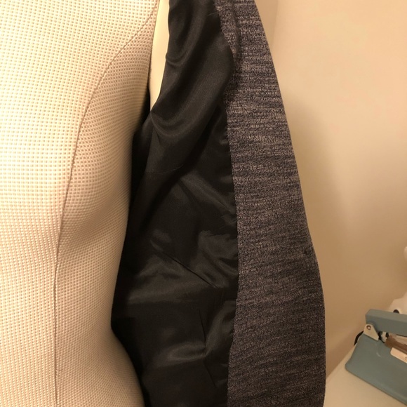 Large Zara Basics Blazer - Picture 5 of 8